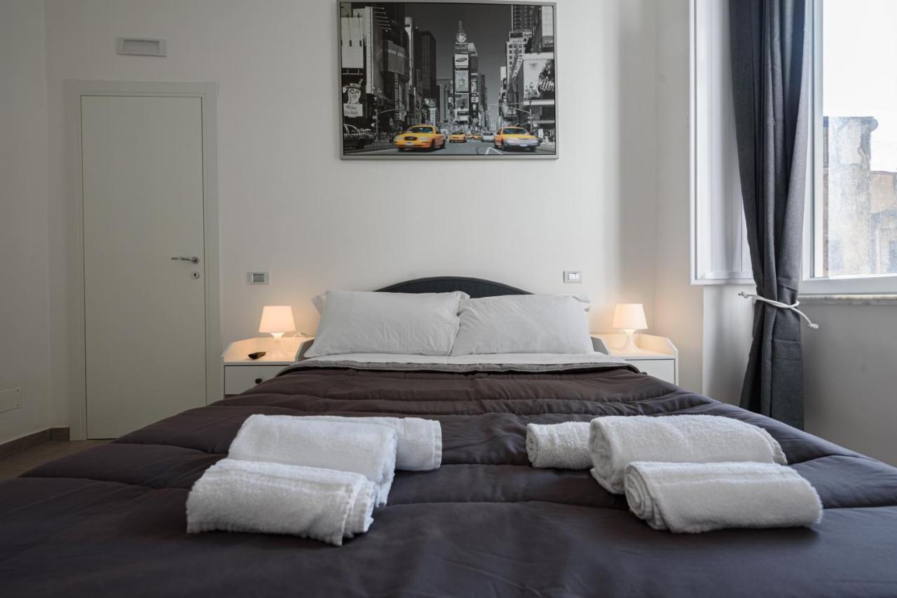 Af Appart'Hotel Napoli ภายนอก รูปภาพ